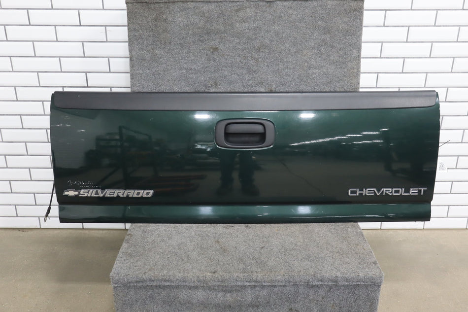 99-07 Chevy Silverado GMC Sierra GMT800 OEM Tailgate Forest Green 47
