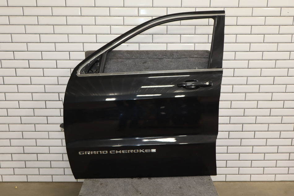 2011-21 Jeep Grand Cherokee SRT WK2 Left Front Door Black PXR