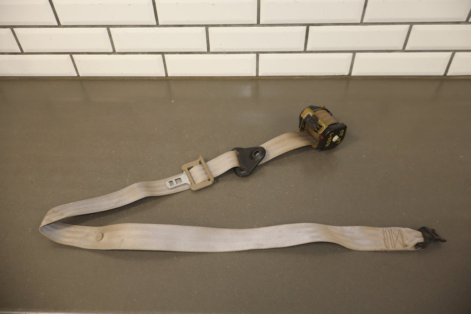 1994-1997 Dodge Ram 1500 LH Front Seat Belt Retractor