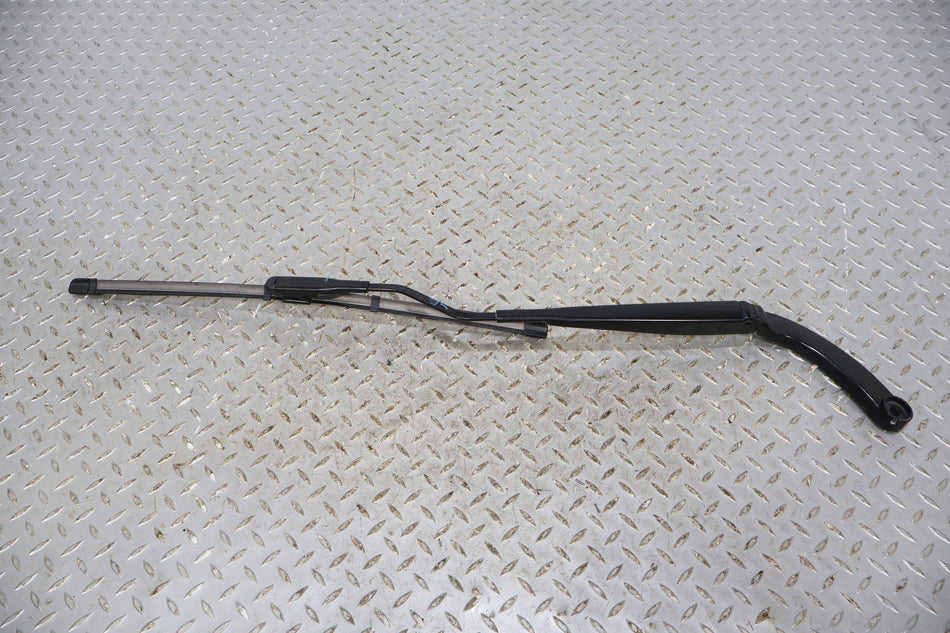 15-17 Ford Mustang Wiper Arm Pair