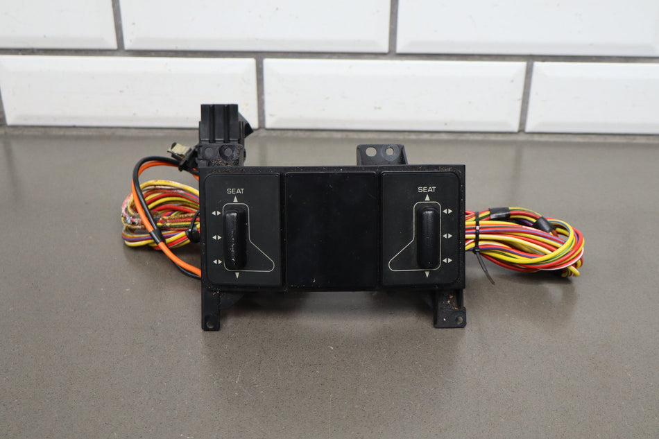 1994-1996 Chevrolet Corvette C4 Dual Power Seat Switch Base Suspension 10210869