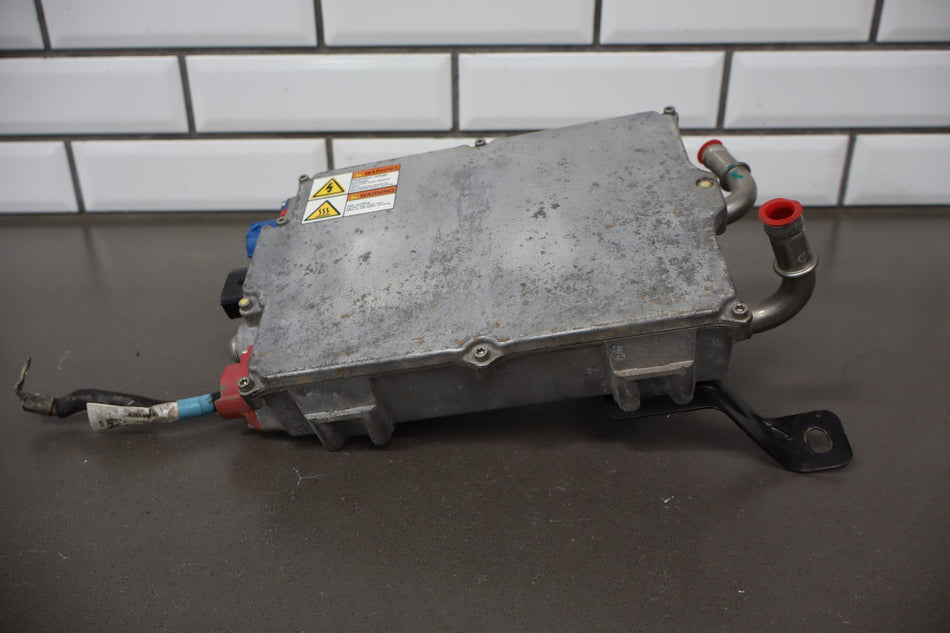 2015 Tesla Model S 85D DC Converter OEM 1028665-00-c