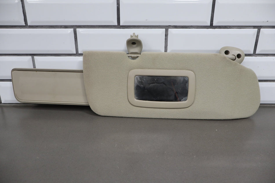 2006 Chevrolet Silverado 2500 HD GMT800- Sun Visor Pair