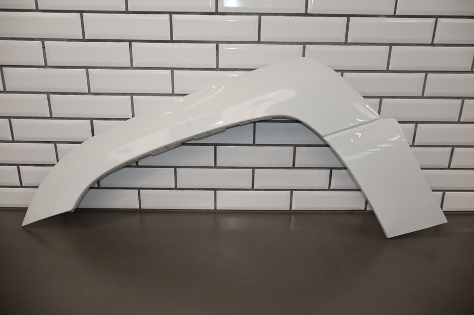1999-2000 Cadillac Escalade Left Fender Molding OEM