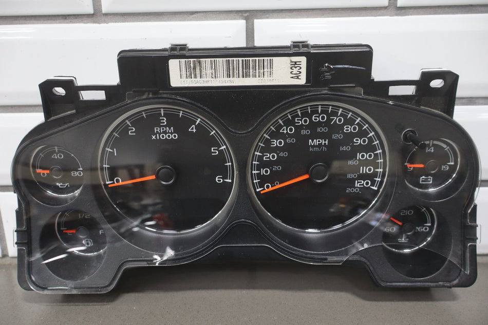 2013-2014 Chevrolet Suburban 2500 Speedometer 22838399 213163 Miles