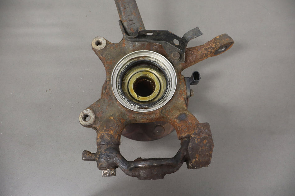 2009 Toyota Tacoma Left Front Spindle