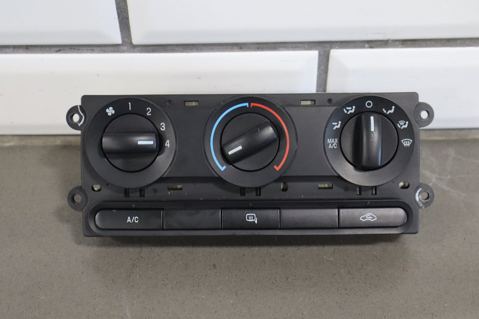 2008-2010 Ford F-250 Super Duty Climate Control 9C3Z19980H OEM