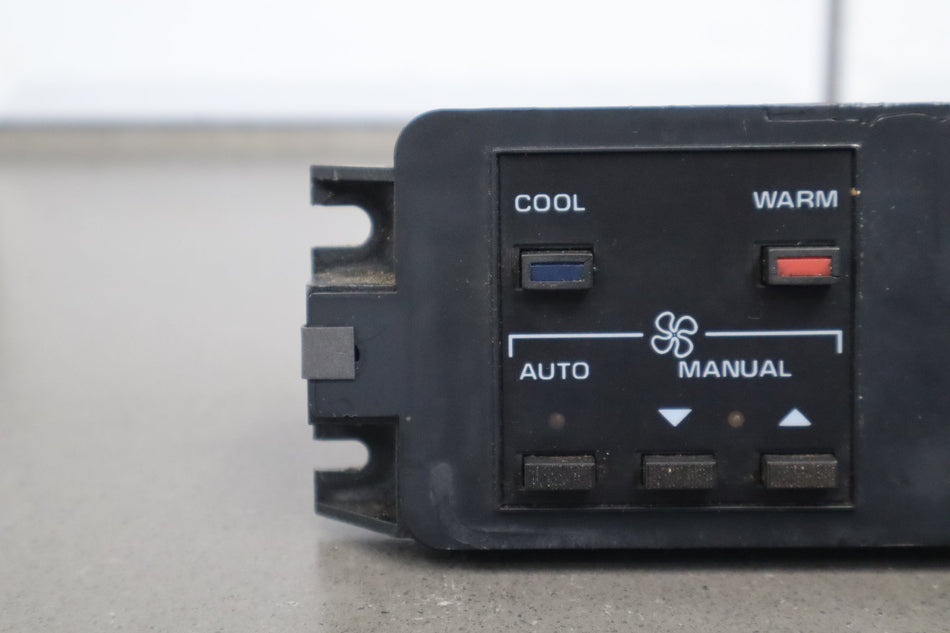 1986-1989 Chevrolet Corvette C4 Digital Climate Control