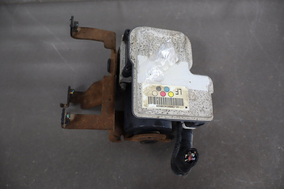2003-2005 Chevrolet Silverado 2500HD ABS Brake Unit 15212923 OEM Southern