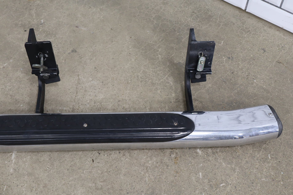 1998-2002 Isuzu Trooper Pair - Running Boards | Chrome