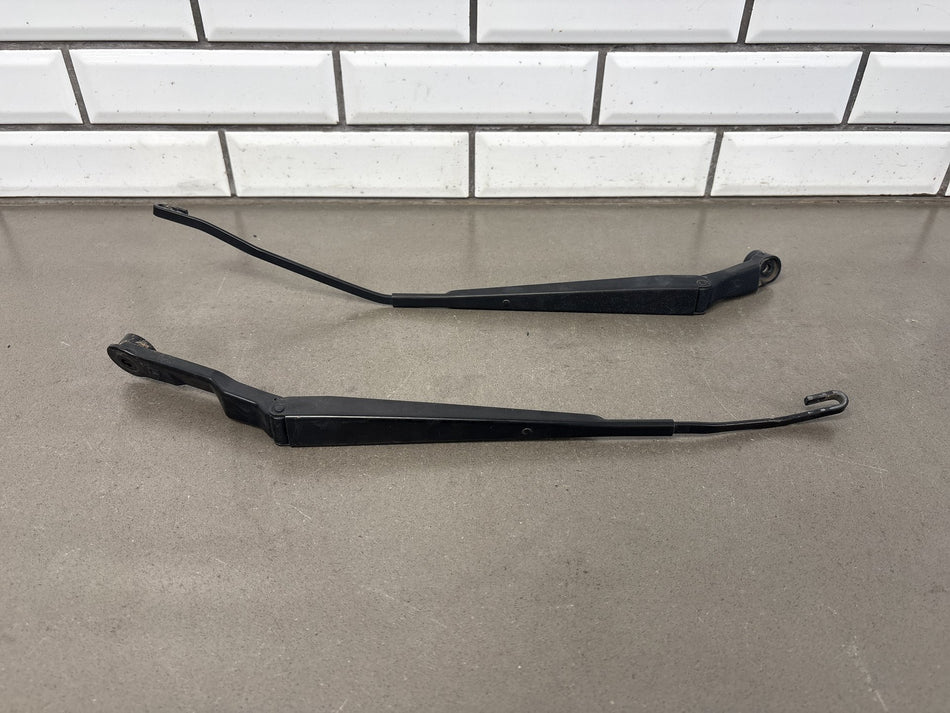 00-05 Toyota MR2 Spyder (ZZW30) Front Windshield Wiper Arm Pair Left Right OEM
