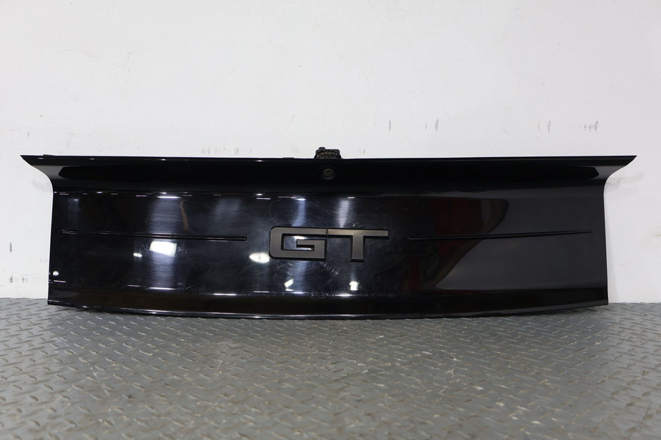 15-23 Ford Mustang S550 Tail Finish Panel Black GT Emblem