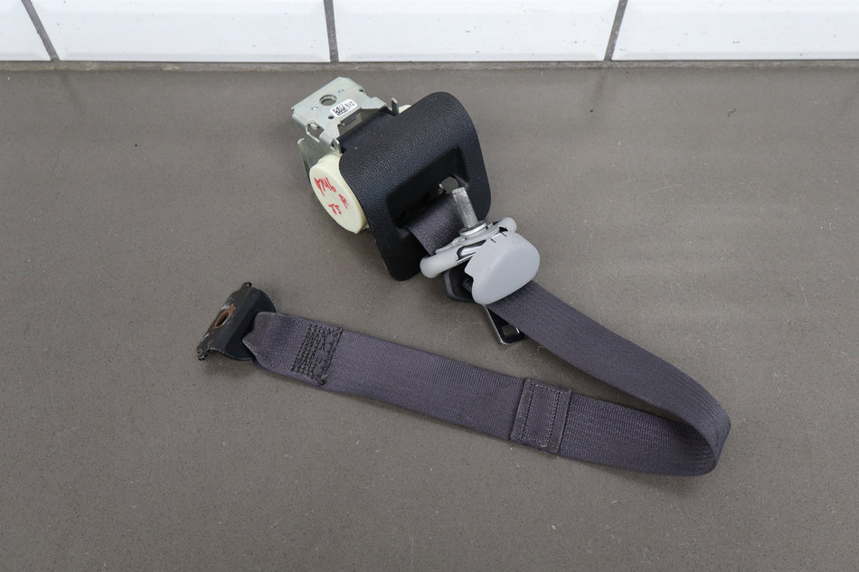 15-20 Cadillac Escalade ESV 3rd Row Seat Belt Set