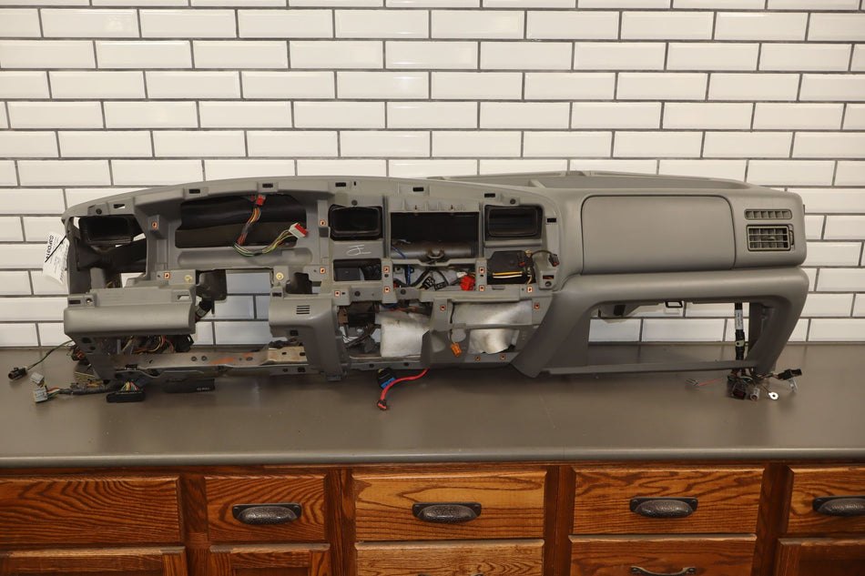 2003 Ford F-250 Super Duty- Dash Panel
