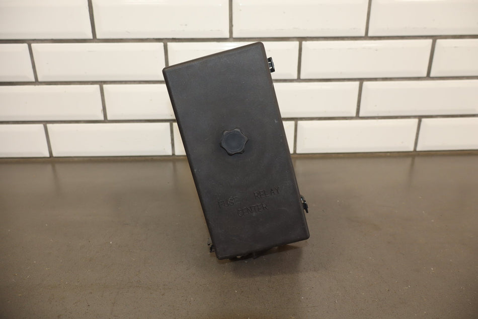 2003-2004 Chevrolet Corvette C5- Engine Fuse Box 10316193