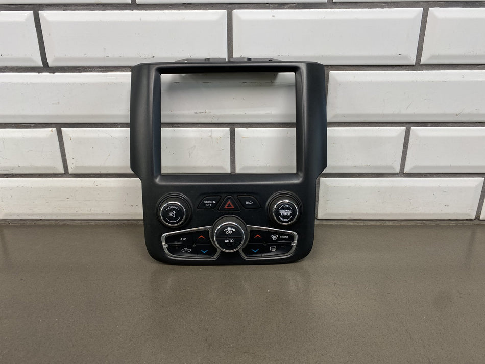 13-18 Ram 1500 Climate Control OEM 5VD73JXPAC