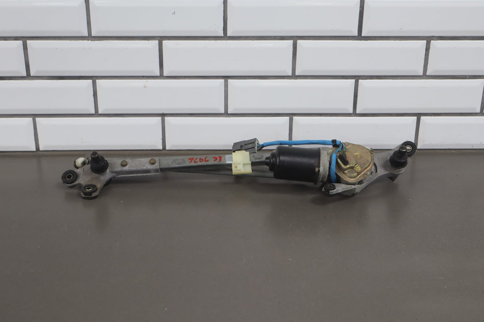 1996 Honda Civic del Sol EH eh6- Front Wiper Motor