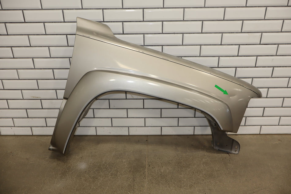 99-02 Chevy Silverado 99-06 Suburban Tahoe Right RH Fender Pewter 11