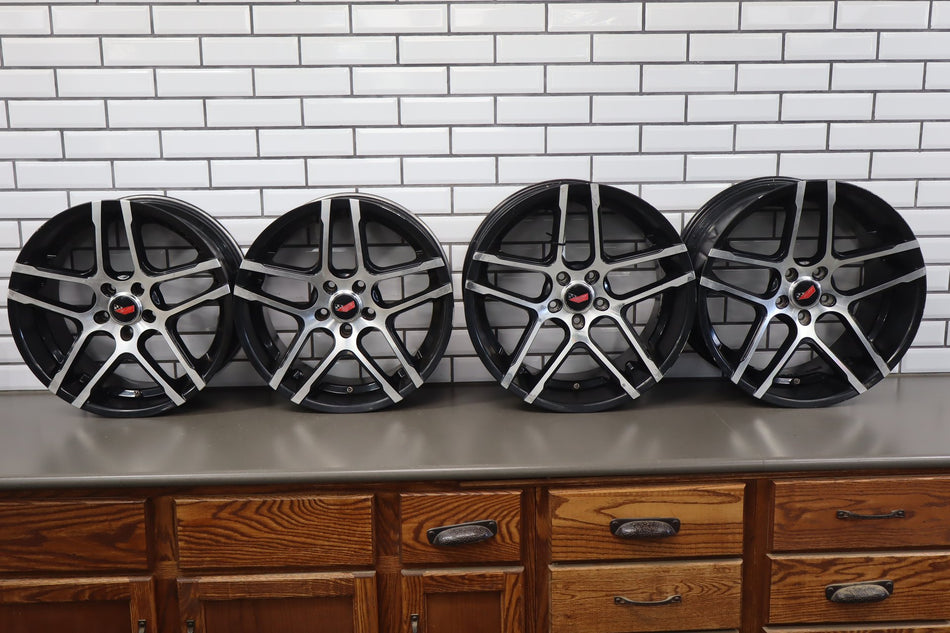 2004 Chevrolet Corvette Wheel Set