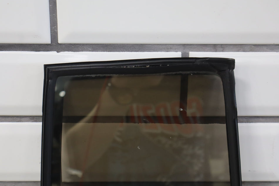 98-03 Lexus LX470 / Land Cruiser V8 Right Passenger Rear Door Vent Window Glass