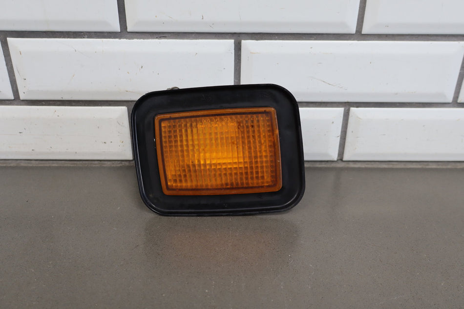 03-09 Hummer H2 Right Front Marker Lamp OEM
