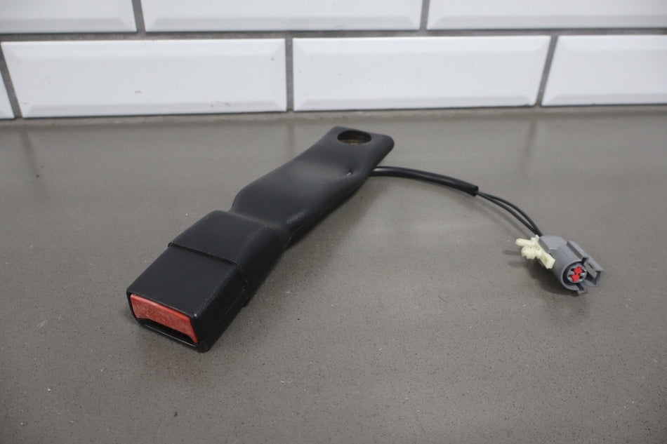 2003 Ford F-250 Super Duty Left Front Seat Belt Buckle OEM