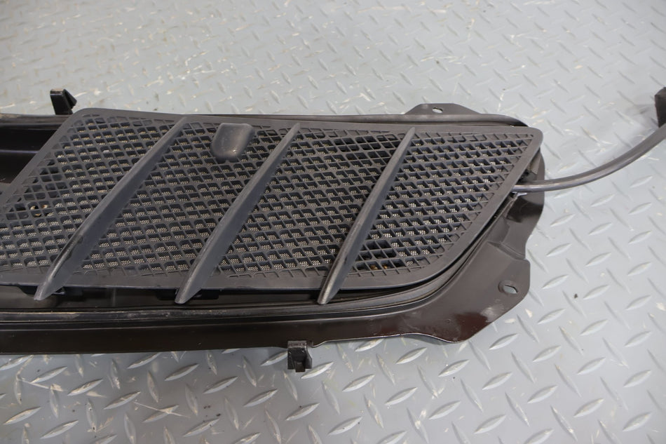 07-12 Mercedes GL450 X164 Hood Vent Set