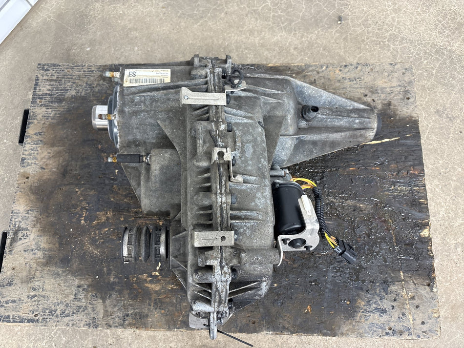2003-2007 Hummer H2 Transfer Case 24243306 Miles