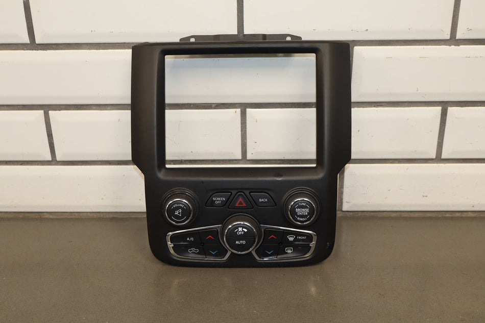 13-18 Ram 1500 Climate Control OEM 5VD73JXPAC