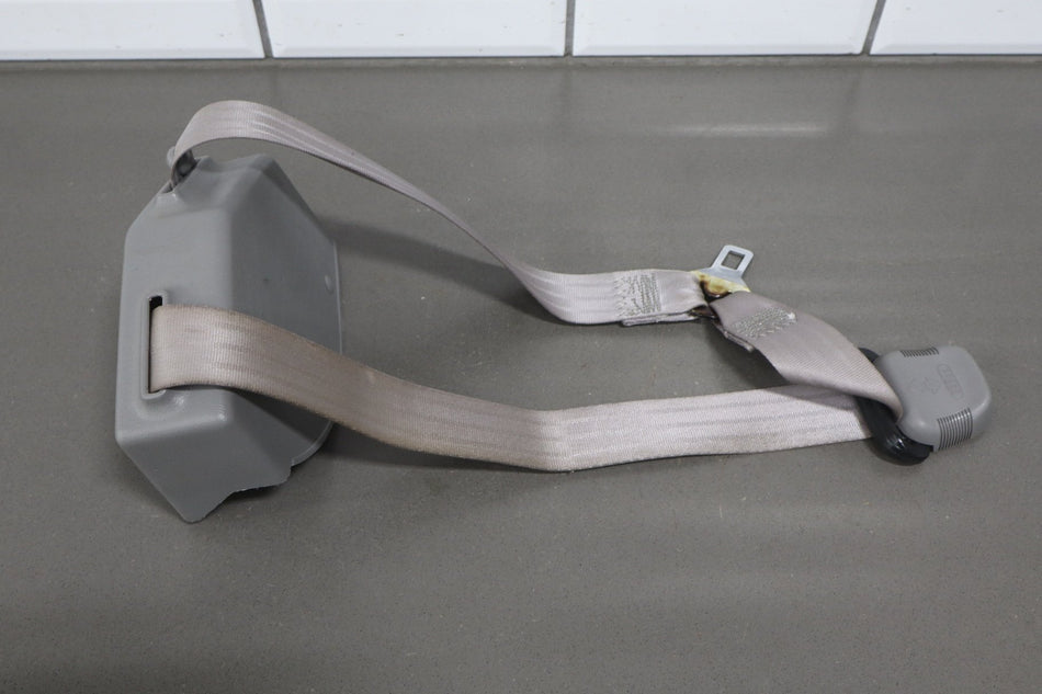 2000 GMC Yukon- Right Front Seat Belt