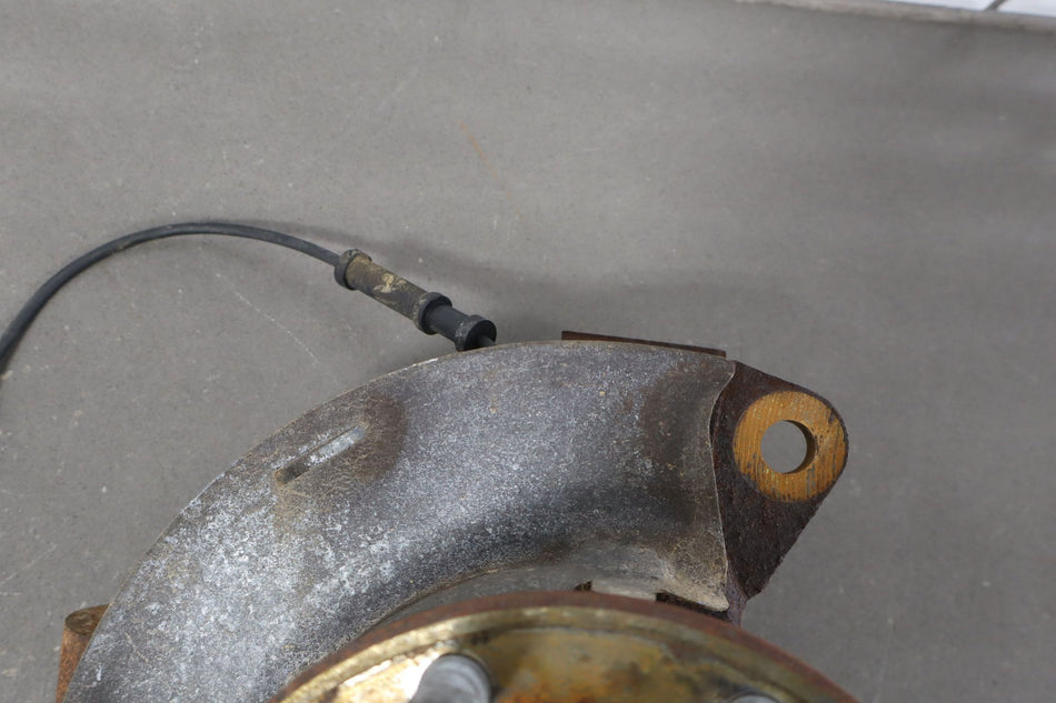 2008 Chevrolet Silverado 2500- SPINDLE KNUCKLE FRONT