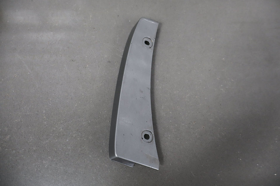 2005 GMC Yukon GMT800- Left Rear Quarter Panel Moulding