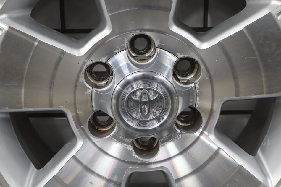 2005 Toyota 4Runner Alloy Wheel 4261135271 OEM