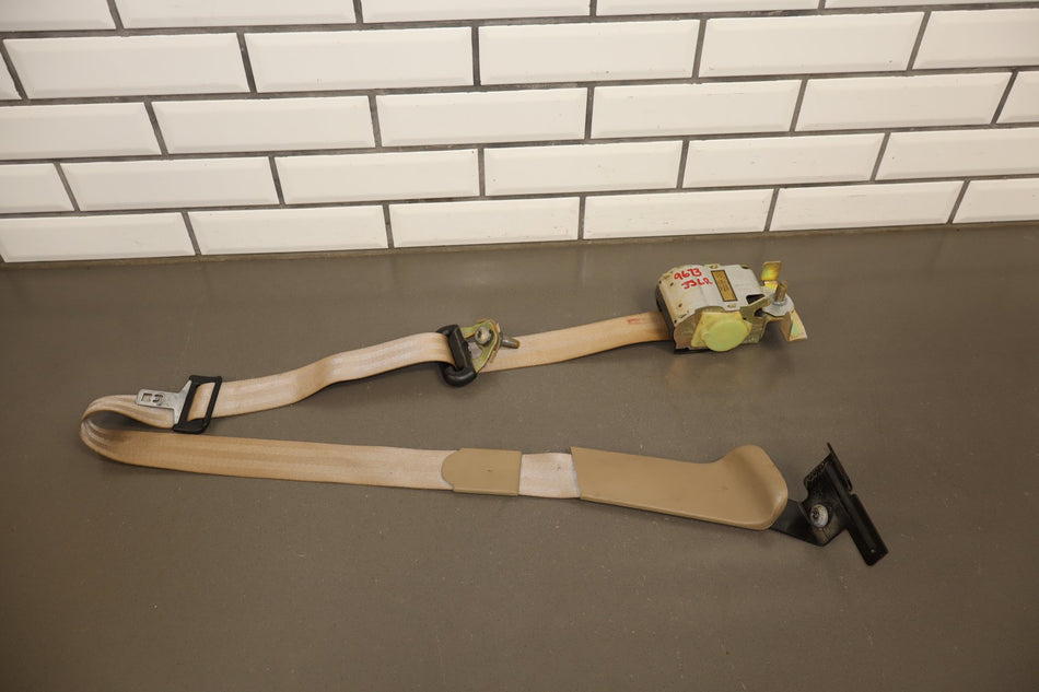 2005 Ford F-250 Super Duty Lariat Left Rear Seat Belt Pebble AQ