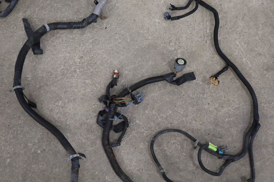 2004 Chev/GMC Sierra 2500HD LB7 6.6L Duramax Engine Wiring Harness Complete OEM