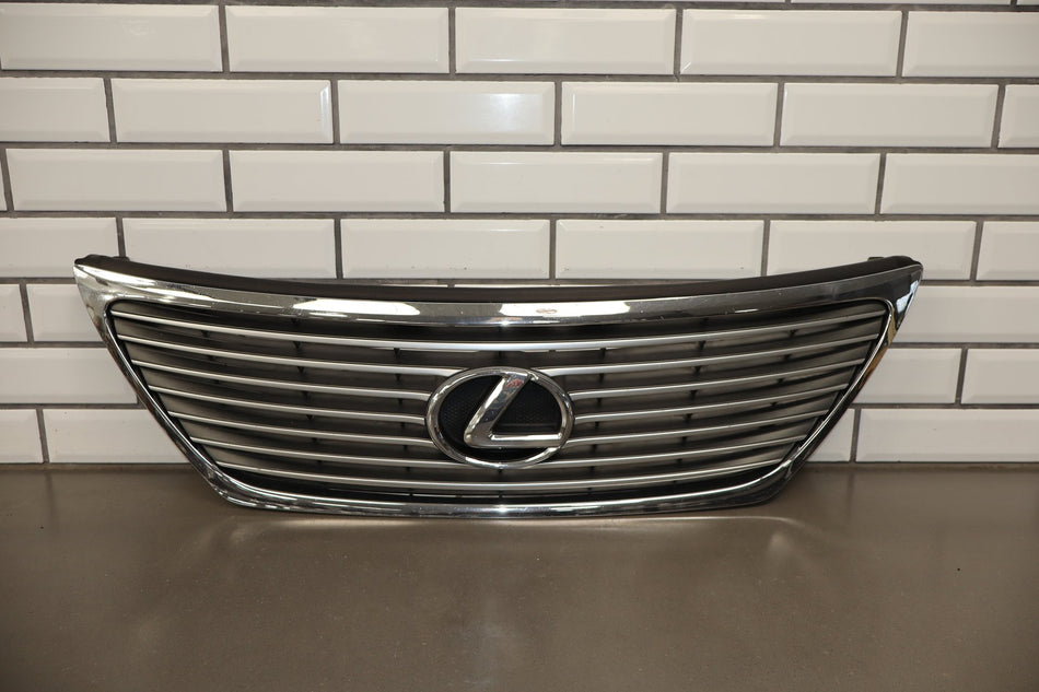 07-09 Lexus LS460 (XF40) Front Grille Chrome (No Pre-Crash)