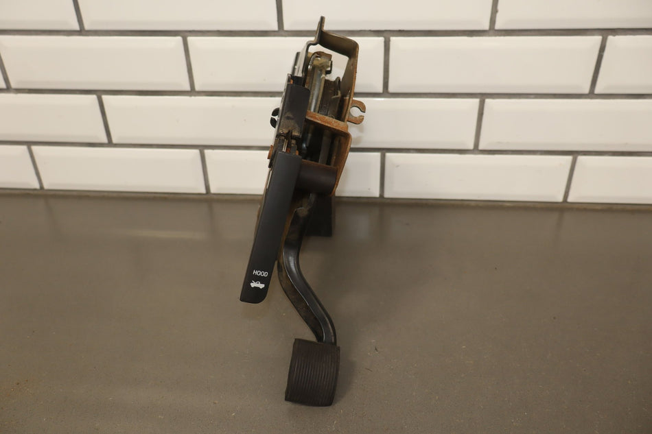 2008 Ford F-250 Super Duty- Pedal Assembly