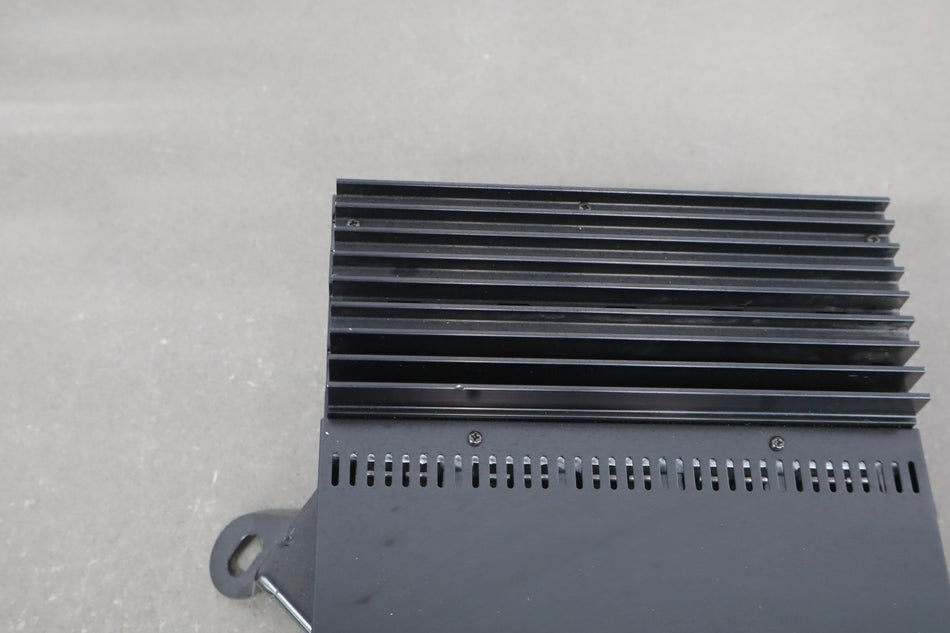 2000 BMW Z3 E36- Radio Amplifier