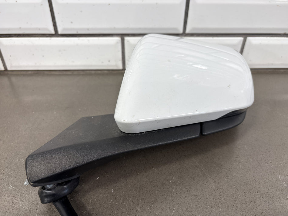 18-23 Ford Mustang S550 Driver Left Door Mirror W/ Blind Spot Oxford White YZ