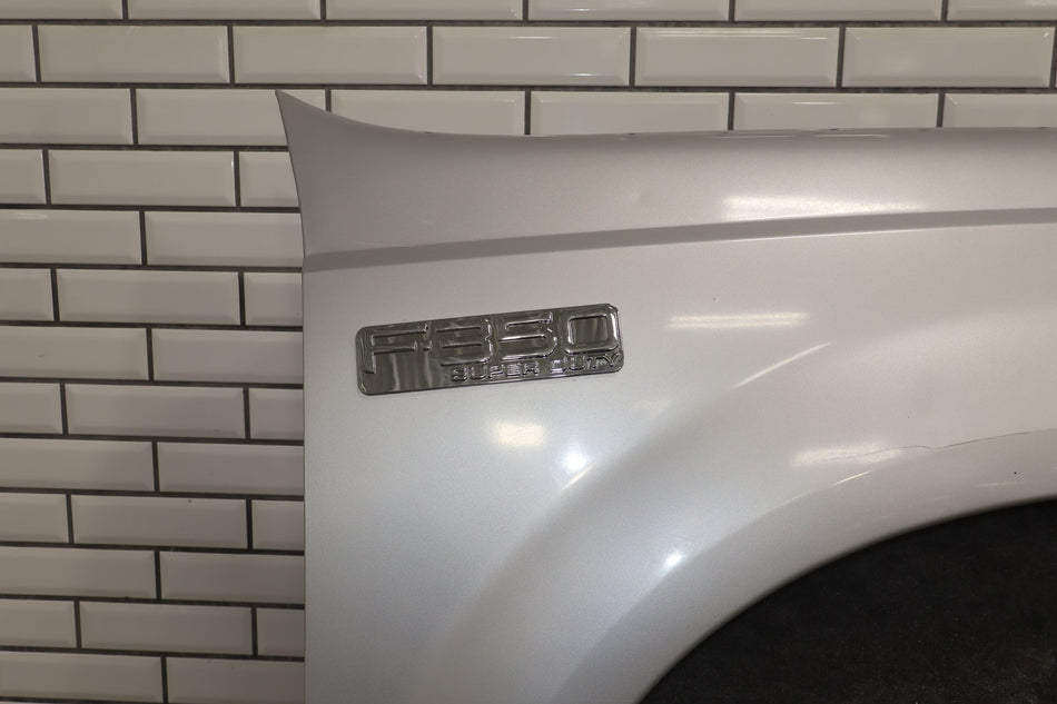 1999 Ford F-350 Super Duty Right Fender Silver Z3