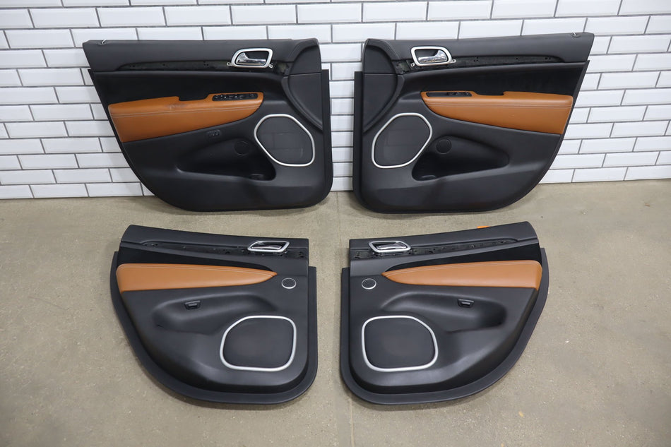 2014 Jeep Grand Cherokee- door trim panel set