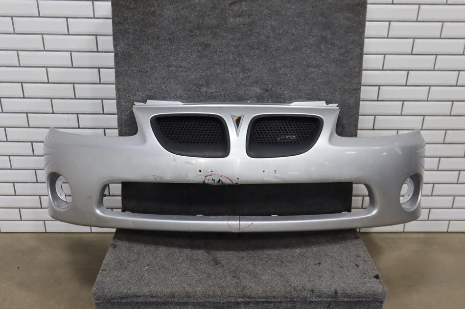 2004-2006 Pontiac GTO Front Bumper Assembly W/ Lamps Quicksliver OEM- Damaged