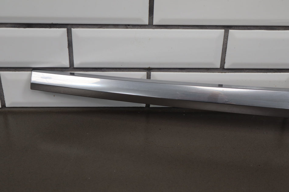 15-20 Cadillac Escalade Liftgate Tail Finish Panel