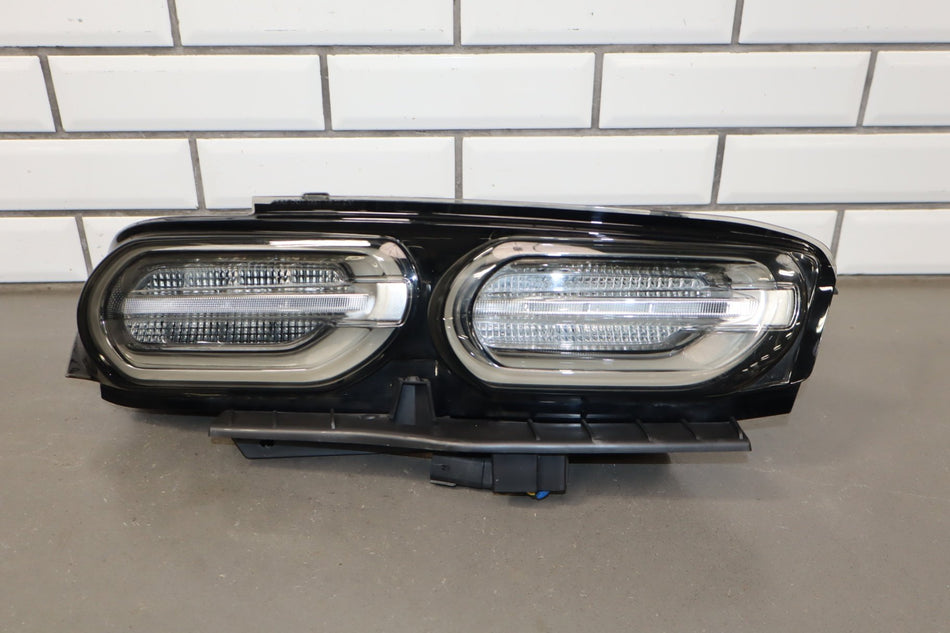 OEM 2019-2024 Chevrolet Camaro LED LH Driver Tail Light- Smoked Lens 84529732