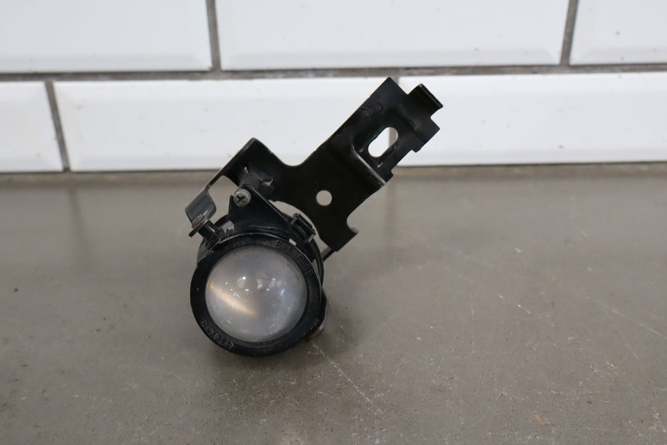 1997-2004 Chevrolet Corvette C5 Left Fog Light 10281936