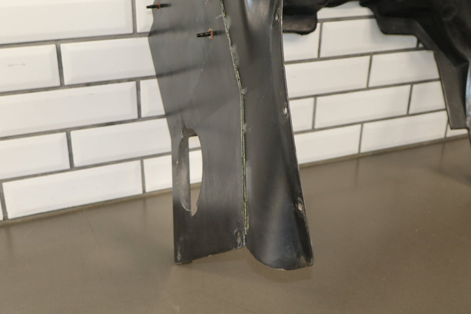 1997-2004 Chevrolet Corvette C5 - Driver Left Wheelhouse Panel