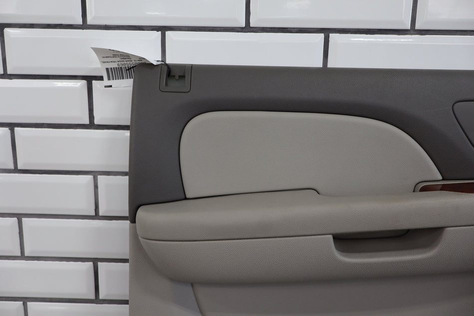 2007 Chevrolet Suburban 1500- Rear Door Trim