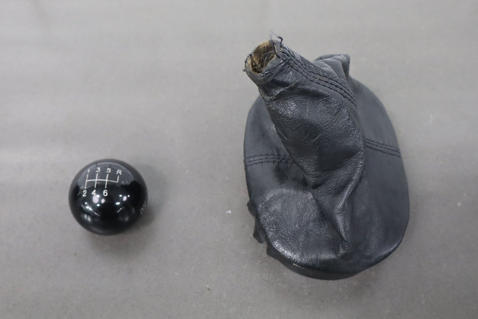 2000 Chevrolet Corvette- Shift Knob
