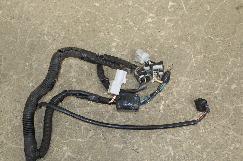 1997 Lexus LX450- Engine Fuse Box