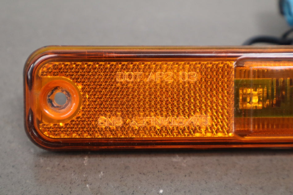 2003-2009 Hummer H2 Front Amber LED Side Marker Light/Lamp Fits Right or Left